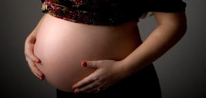 ¿Es la maternidad una barrera para el liderazgo femenino?