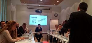 “Internet es un basural lleno de joyas, en el que compites con todos”