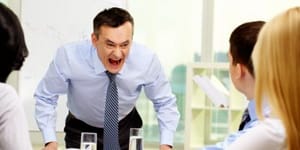 ¿Se puede hacer carrera siendo el malo de la oficina?