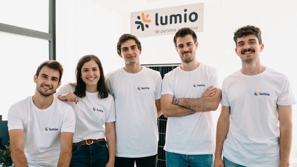Lumio se presenta como la startup donde la gente pueda intercambiar energía solar. 