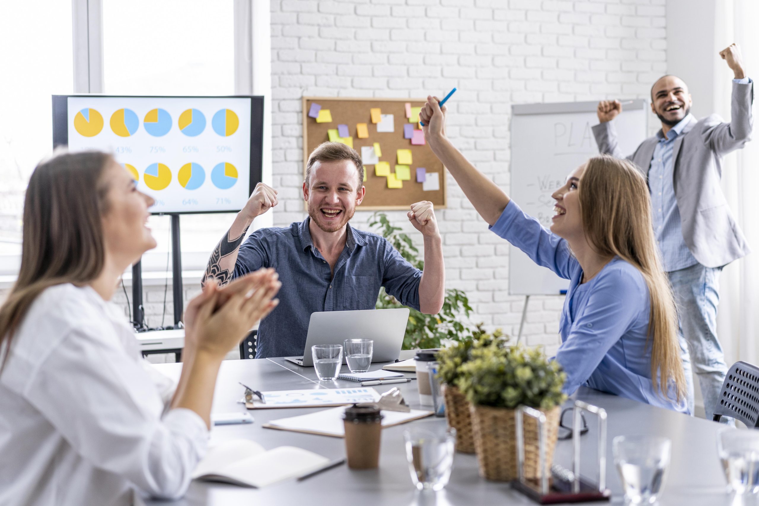 ¿Cómo genero un entorno de trabajo positivo? 7 ideas para lograrlo