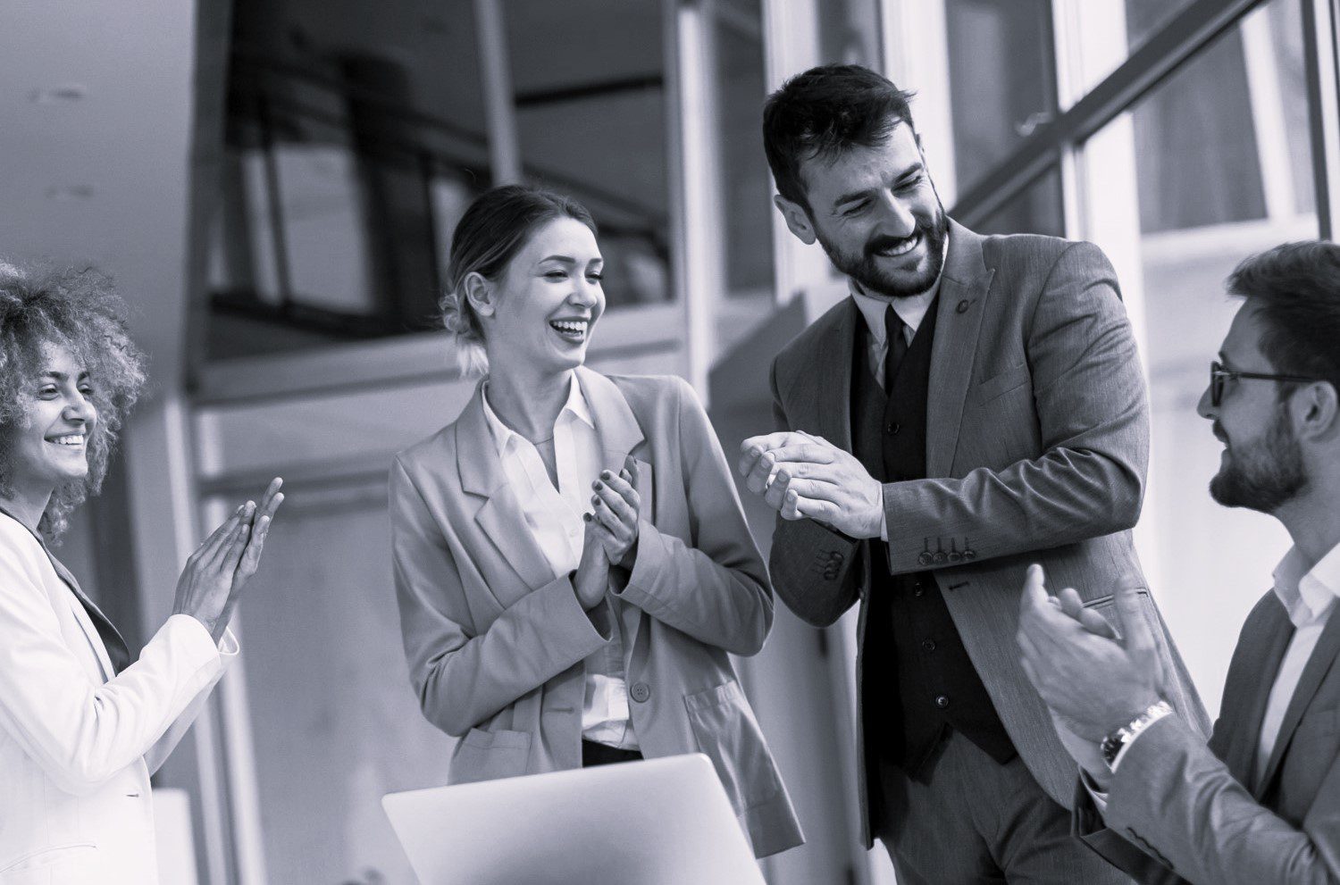 EMBA SUMMIT: Liderando las empresas que el mundo necesita