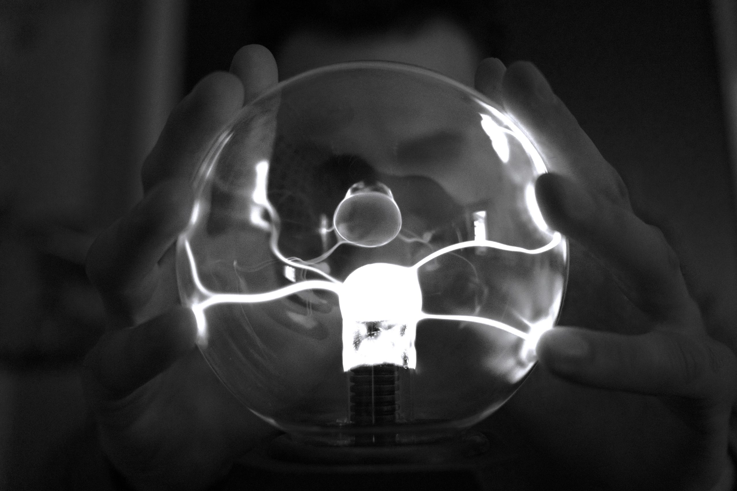 Los dilemas y la bola de cristal