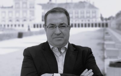 El reto del envejecimiento de la plantilla: por qué muchas organizaciones siguen haciéndose trampas al solitario