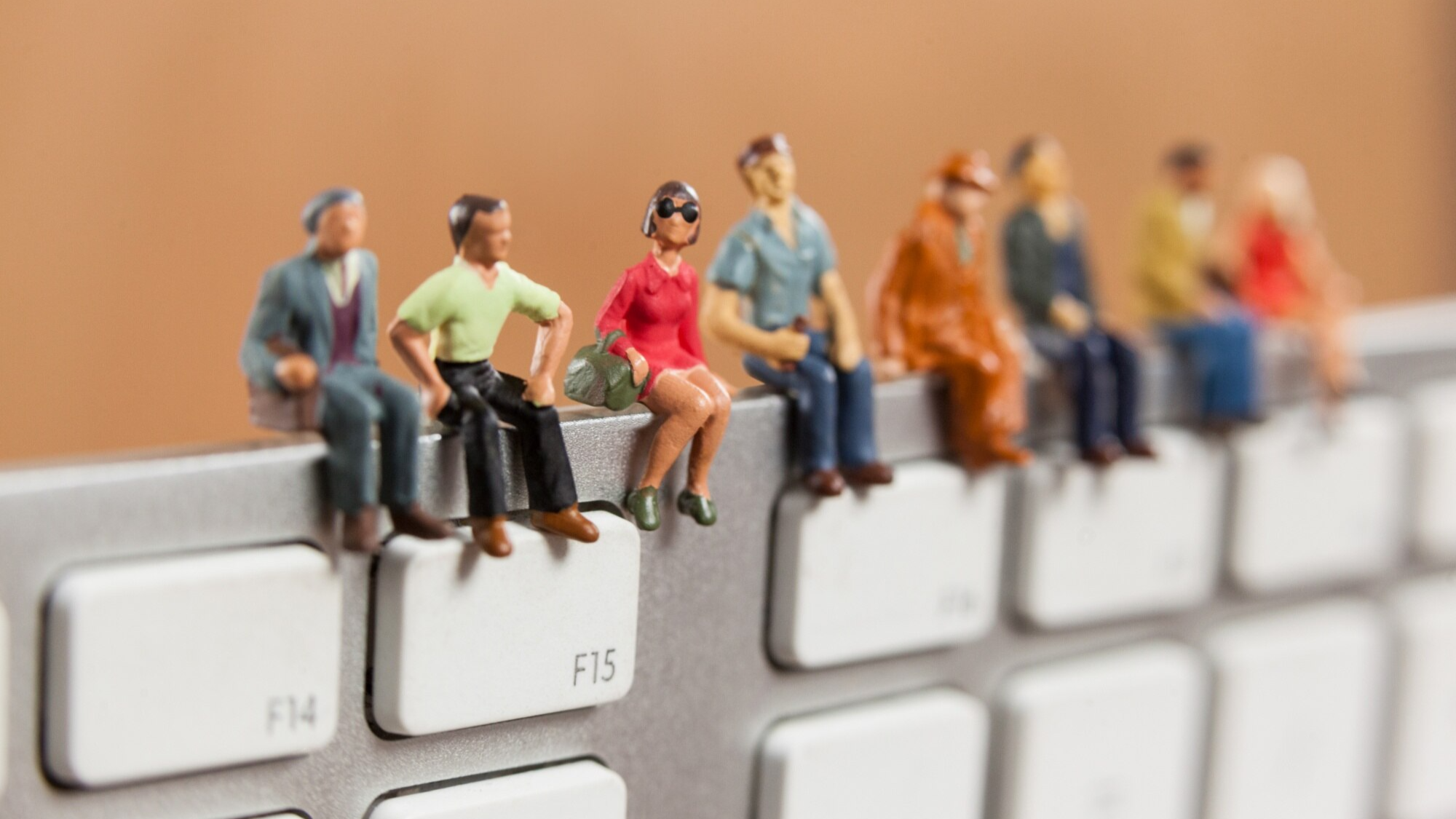 El tsunami demográfico: cómo los cambios sociales redefinirán los negocios en España
