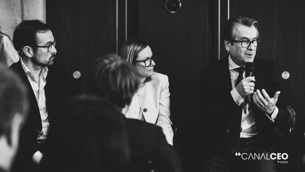 Máximos de visibilidad, mínimos de credibilidad: el problema que ningún director de comunicación puede resolver solo