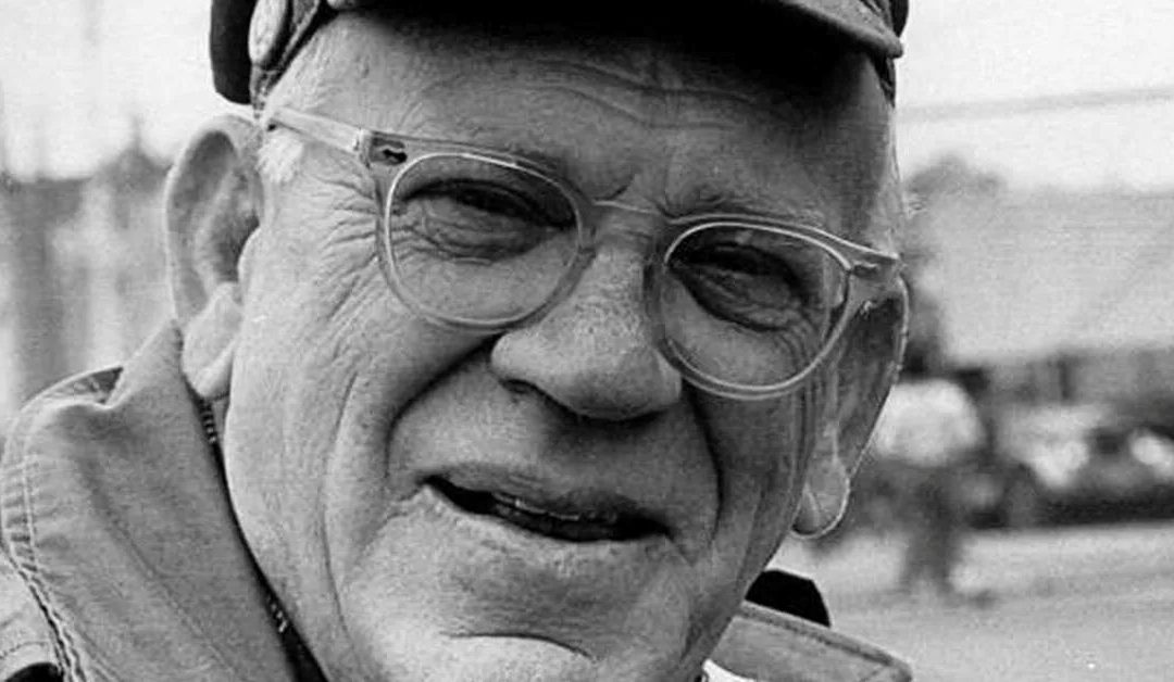 En tiempos de cambio, quienes estén abiertos al aprendizaje se adueñarán del futuro, mientras que aquellos que creen saberlo todo estarán bien equipados para un mundo que ya no existe», Eric Hoffer