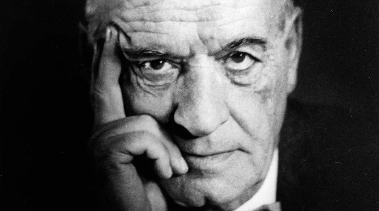 “Sólo cabe progresar cuando se piensa en grande, sólo es posible avanzar cuando se mira lejos”, José Ortega y Gasset